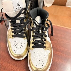 Nike Air Athletic Shoes - Gold and White